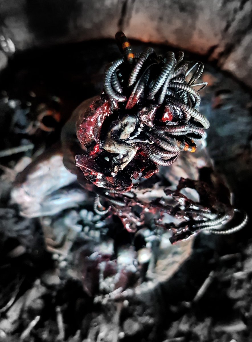 sulkan42's tweet image. Aerial shot of the puppet bastards head embryo #migrane