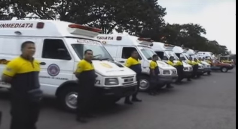 luishmedinac's tweet photo. Se acuerdan cuando en carabobo teníamos atención inmediata? Ambulancias full equipadas, motos con paramédicos y hasta un helicóptero ambulancia completamente gratuitos que en 5 minutos llegaban a cualquier parte a atender la emergencia? Carabobo era la envidia de todos. https://t.co/IpkuyweTue