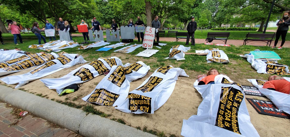 als_now's tweet photo. 54 pALS braved CV-19 today to ask the President to intervene and to help create new pathways for ALS therapies. One of the bravest things I've ever seen. LIVE BROADCAST AT 2PM EST FACEBOOK "NO MORE EXCUSES FDA ALSA PROTEST." #ALS #ENDALS https://t.co/kKqE7HLwIy