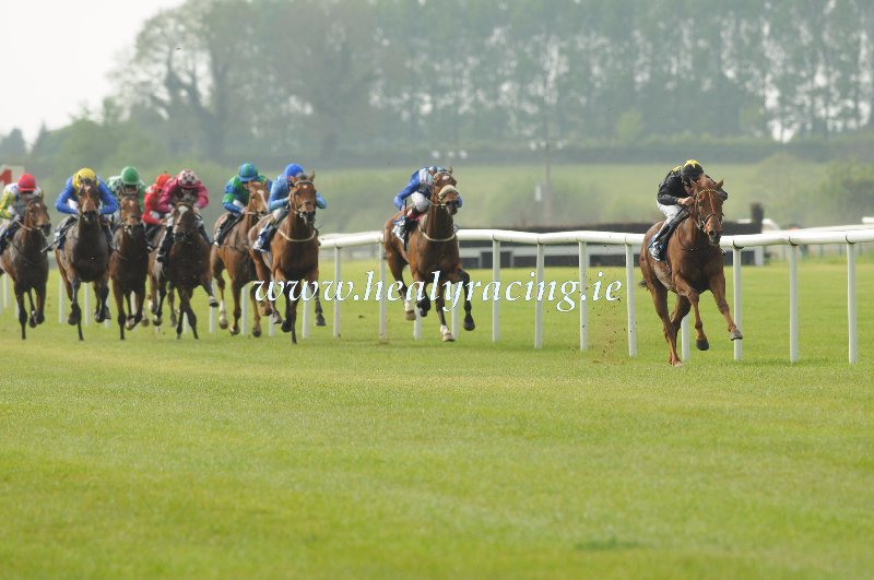 patcashhealy's tweet photo. #FromTheArchives 10 years ago today 20-5-2005 #OTD 
@tipperaryraces 
"Jembatt" and @JohnnyMurtagh (double on card) win for owner Mrs M Eivers and trainer Eddie Lynam from Mutamaleq @patjsmullen 
(c)https://t.co/voWGTccgic https://t.co/QvIayH6oF9