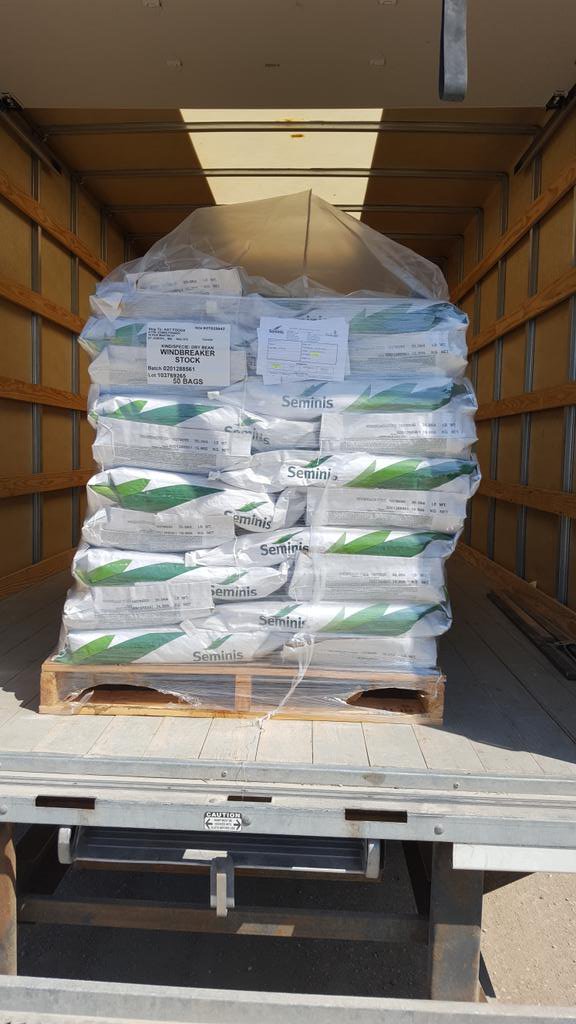 Supply chains are crucial. These pinto beans were in Idaho on Monday &amp; will be planted halfway across the continent by Wednesday evening. Thanks @BWG Logistics for the freight &amp; <a href="/agtfoods/">AGT Foods</a> for import release.
