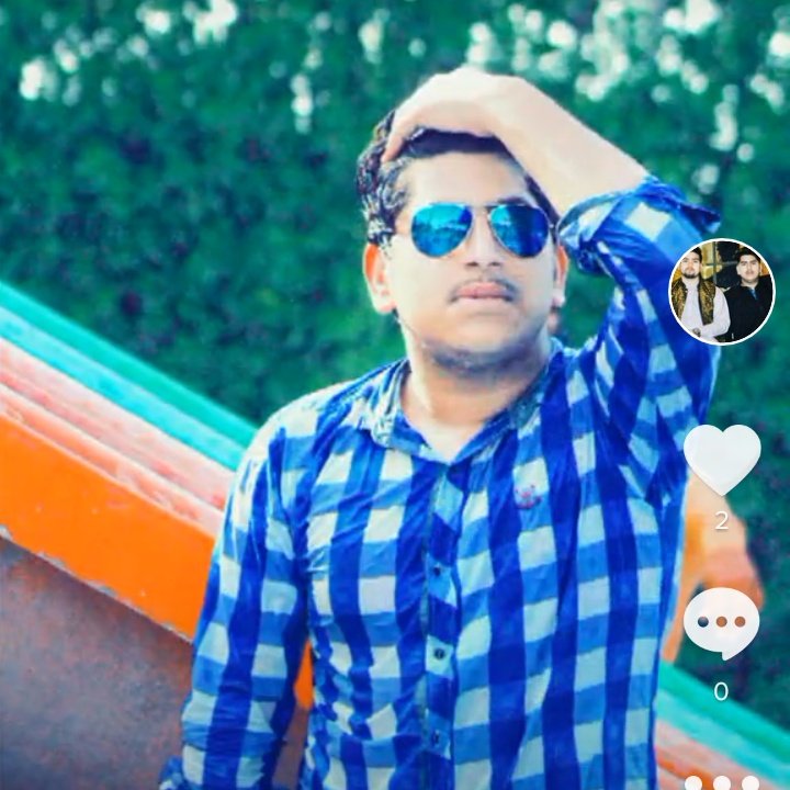 تیری گلیوں میں ہوکے ہم بدنام
کتنے شہروں میں نیک نام ہوئے __!!

جون ایلیاء💜