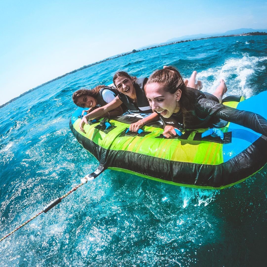 nauticflow's tweet image. Don&apos;t forget to have fun!
Vergessen Sie nicht, Spaß zu haben!
No olvidéis divertirte! 

-
-
-
#lovingtheocean #ocean #watertoys #igersspain #mallorcalovers #igmallorca #yachtworld #yacht #meencanta #loveit #mallorca #sailing #sailinglife #beach #sea #inflatables #watertoys #toys
