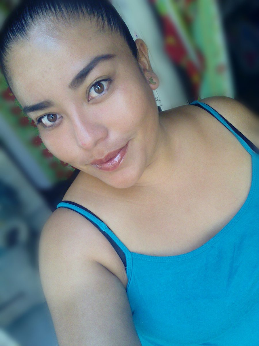 balmori_mariel's tweet photo. Atrapada entre una mente fuerte y un corazón frágil....... https://t.co/Hxv1DaDHpn