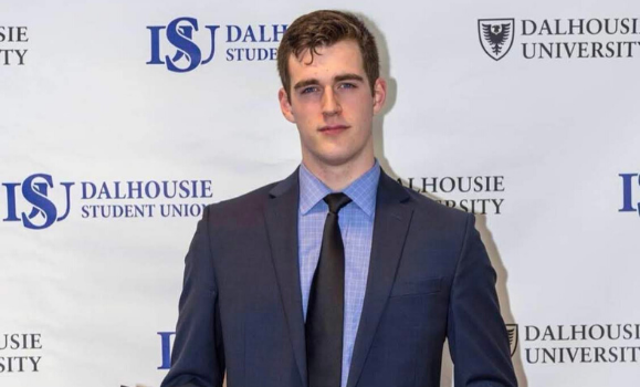 When student Jack deGooyer secured his “dream co-op job” w <a href="/Tesla/">Tesla</a> in CA, he feared #COVID19NS restrictions would threaten everything.

But the org has arranged to send his equipment, turning negatives into positives for two Dal co-op students this summer.

bit.ly/TeslaDal