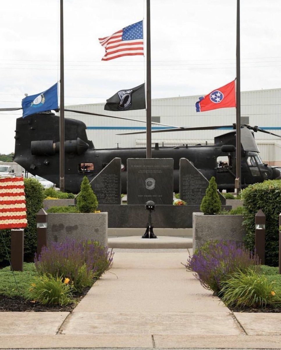 op_hawkeye's tweet photo. 5.20.1988 | CW3 Stephen Hansen 🇺🇸
#OpHawkeyeRemembers #StephenHansen @160th_soar #LegionofMerit
#NSDQ #supportourSOFcommunity #Operation_Hawkeye
📜 https://t.co/co5wtBlY7w https://t.co/8pG1bQKisZ