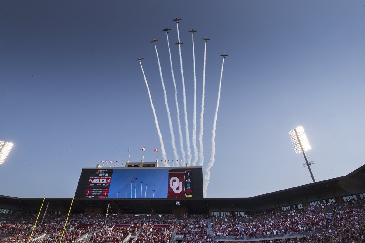 To those who gave the ultimate sacrifice, and to those who still serve today, we honor you this #MemorialDay.