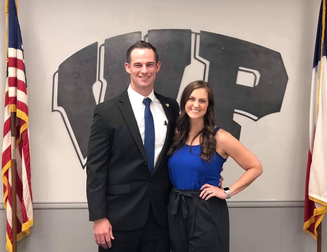 WillsPointISD's tweet photo. Welcome Coach Poynter!  WPISD Board of Trustees met today to confirm hire of our new Athletic Director/Head Football Coach. Stay tuned for more exciting news from Coach Poynter and his family. #otss #WPTigerNation https://t.co/JoanvAICpe