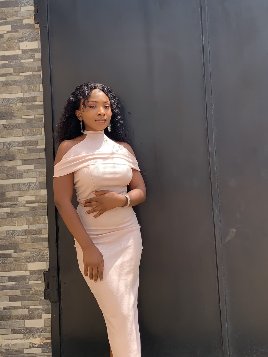 just_oyinda's tweet photo. I made this dress and here are four ways to wear it 💖 https://t.co/8r5AzGaDGs