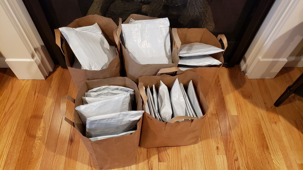 JCollinsMA's tweet photo. My #Entrepreneurship students each received a package in the mail from me for the #EnvelopeChallenge . . . a #HandsOn project to do while we're home for #remotelearning! #busedu #CTE #HornetsThrive #hornetsbiz https://t.co/Flfj29tLPr
