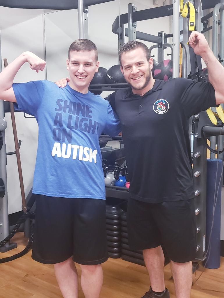 SpecialStrongUS's tweet photo. Experiencing abundant life today with this new Strongchamp! Great first workout today, Beau! Beau, and many others, are so thankful for gyms starting to reopen! Welcome to the family! #fitfam #gym #Autism #specialstrong #wednesdaymorning  #healthcare #faith https://t.co/DBFcix4pNY