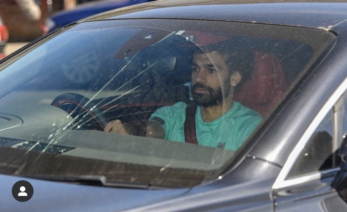 Dejan06Lovren's tweet photo. If a bird poops on you or anything you own, it's said to be good luck. But what if it breaks the window? Does it count like double luck? @MoSalah https://t.co/bi8w8g3sy5