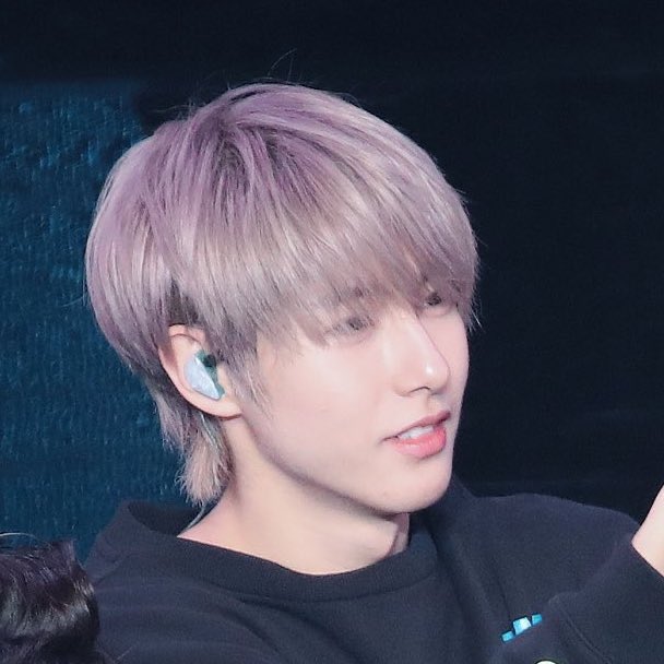 mintchocnr's tweet photo. น้องอินจุนผมยาวก็คือสวยแบบสวยชิบหายเลยนะ สวยขนาดนี้ได้ไงวะ สงสัยมาก สวยจริง โคตรสวยเลย คนสวยขา https://t.co/kZxGlZYn5x