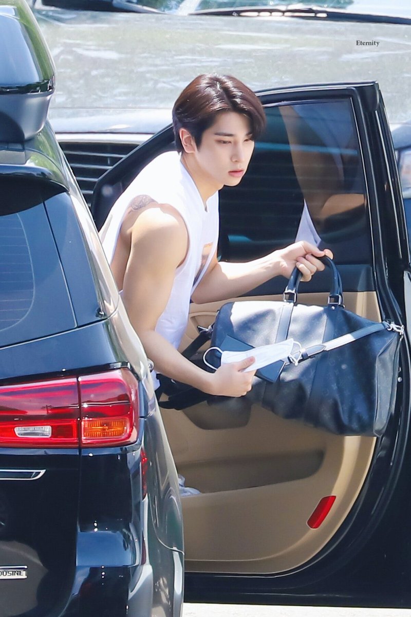 archivehangyul's tweet photo. 200503 © eternity https://t.co/DeS5pGiscu