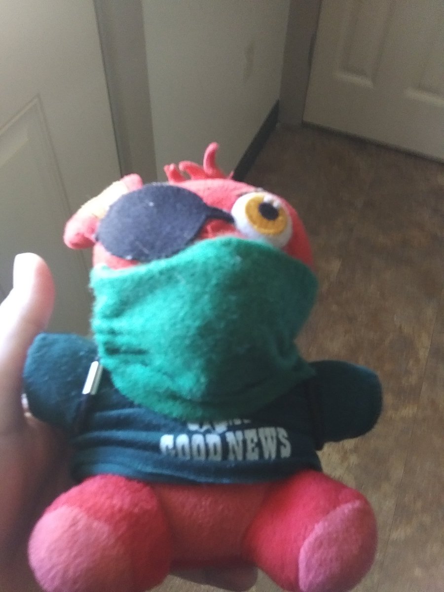 Andre37739152's tweet photo. #FiveNightsAtFreddys Foxy's All ready for his adventure outside! https://t.co/KCBdRfDkp3