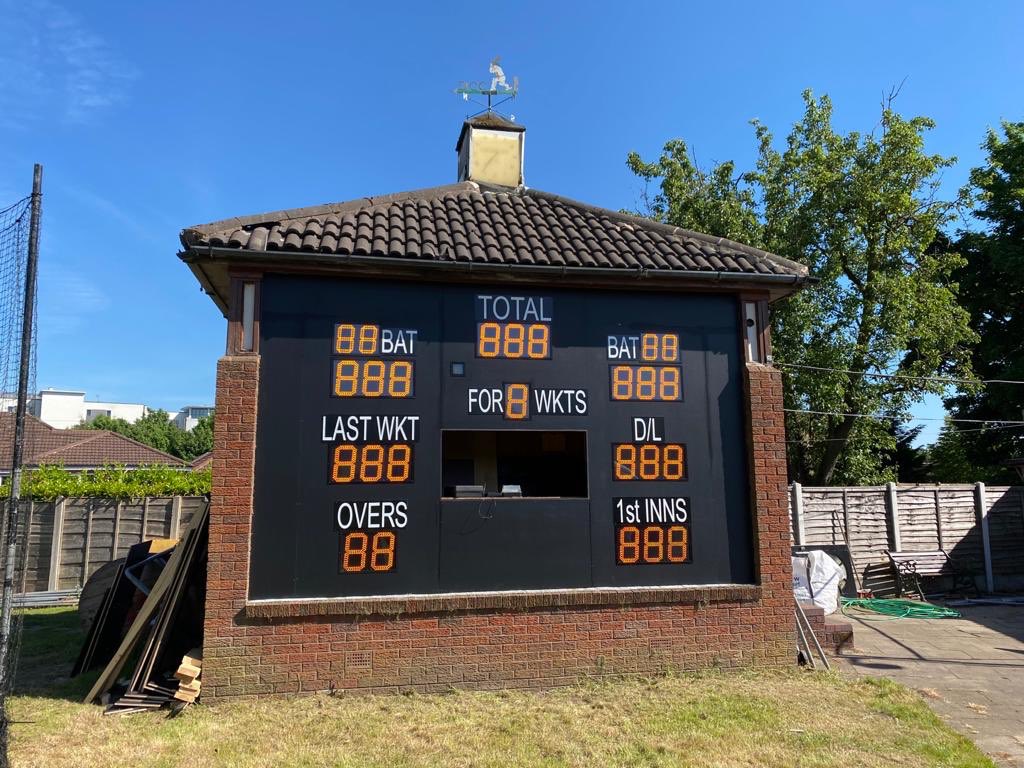 DurantSports_'s tweet photo. Completed today, a bespoke electronic scorebox at @DidsburyCC #WeInstall #Bespoke #ElectronicScoreboards https://t.co/ji3UYsxikf