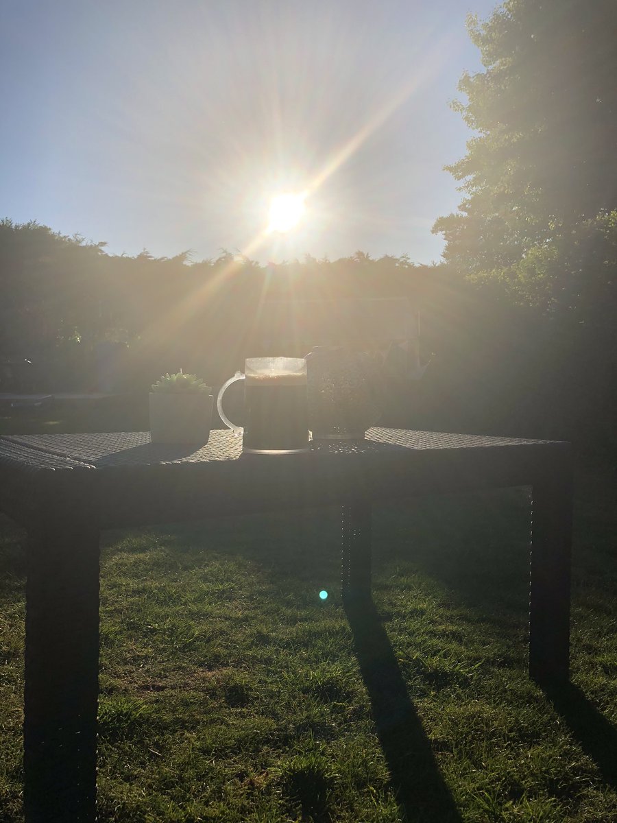 PanBoy's tweet photo. Should be polishing my clube ready for @SouthwickParkGC charity day followed by weekend @TheBelfryHotel with @osbornegc #mayhem #guiness then @Jay_Burge wedding celebrations #gutted #bringonaugust https://t.co/xfDsi2iYsd