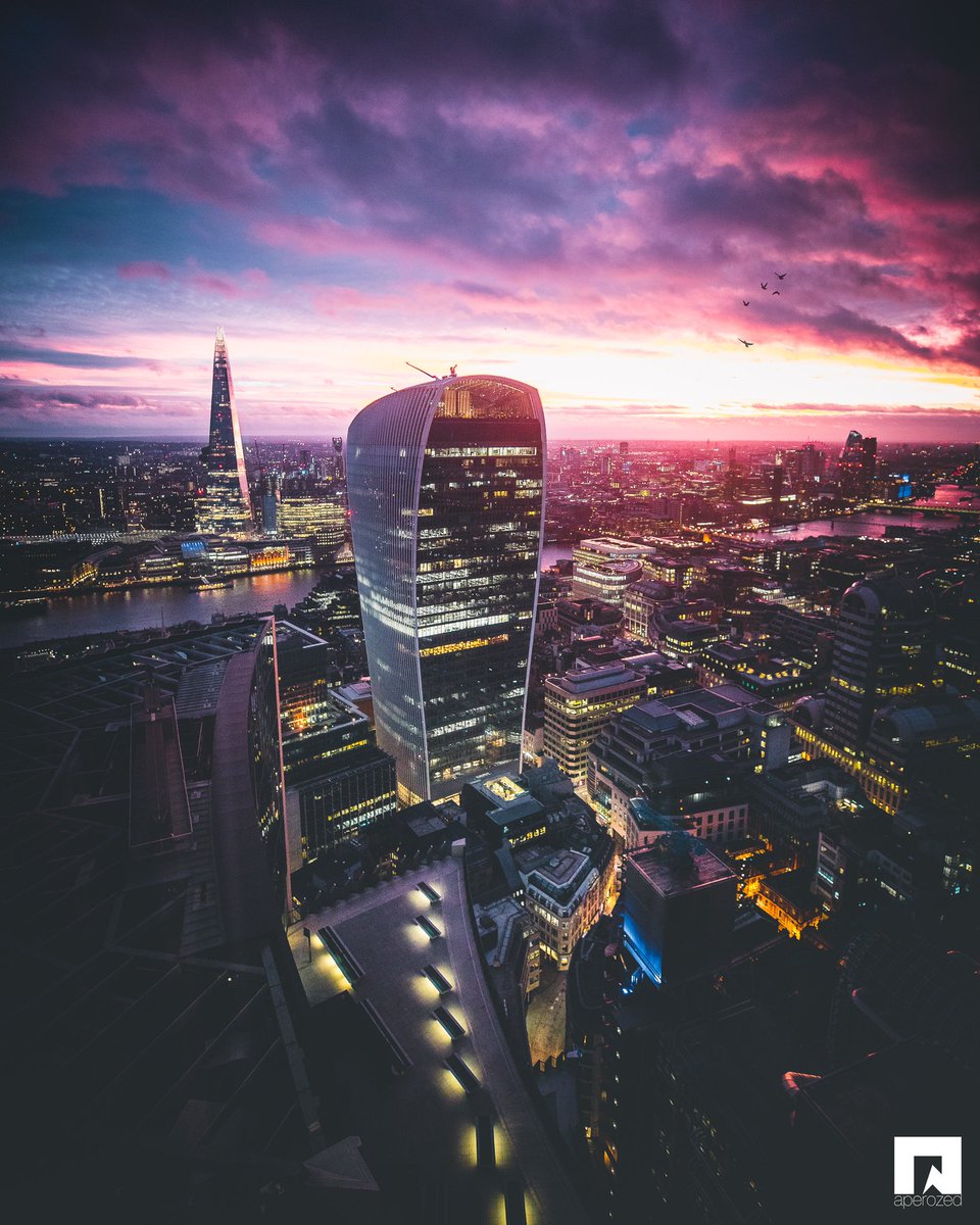 “Yesterday is gone. Tomorrow has not yet come. We only have today. Let’s begin” - Mother Teresa

-
#london #londonphotographer #cityscape #Covid_19 #londoner #londonlife #londoncalling #londoncity #londonist #londontown #canonphotography #theshard #londonforyou #london4all