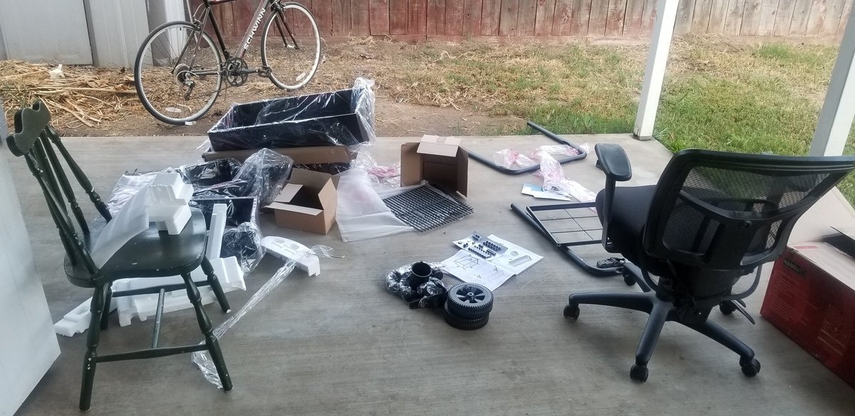 meisterkitan's tweet photo. After 4 hours of fixing and cleaning. My new charcoal grill is set!!!! Summer about to be lit! #Meatfish + #wine https://t.co/1UnSdLldOl