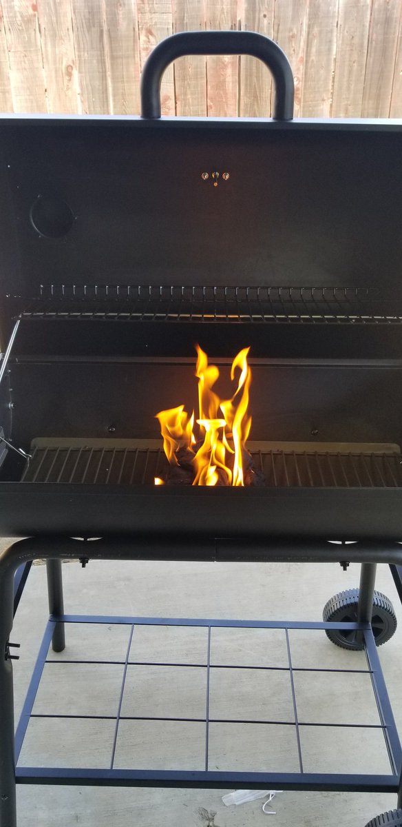 meisterkitan's tweet photo. After 4 hours of fixing and cleaning. My new charcoal grill is set!!!! Summer about to be lit! #Meatfish + #wine https://t.co/1UnSdLldOl