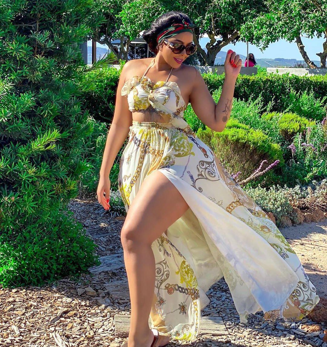 Rommyfitness's tweet photo. Long dresses is a vibe 
#Mafisi #jalango #SleeplessNight https://t.co/0x3MptBkW6
