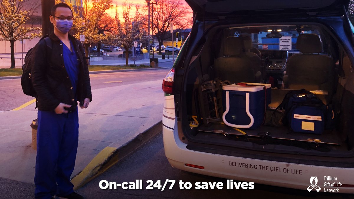 TrilliumGift's tweet photo. While most of us stay home, our surgical recovery staff are on-call 24/7 to recover organs to save lives through the gift of transplant. Show them your appreciation by registering to be a donor. Give hope to 1,600 Ontarians waiting for an organ transplant. https://t.co/aLoPPFt9SI https://t.co/nRos7Hm1Sw
