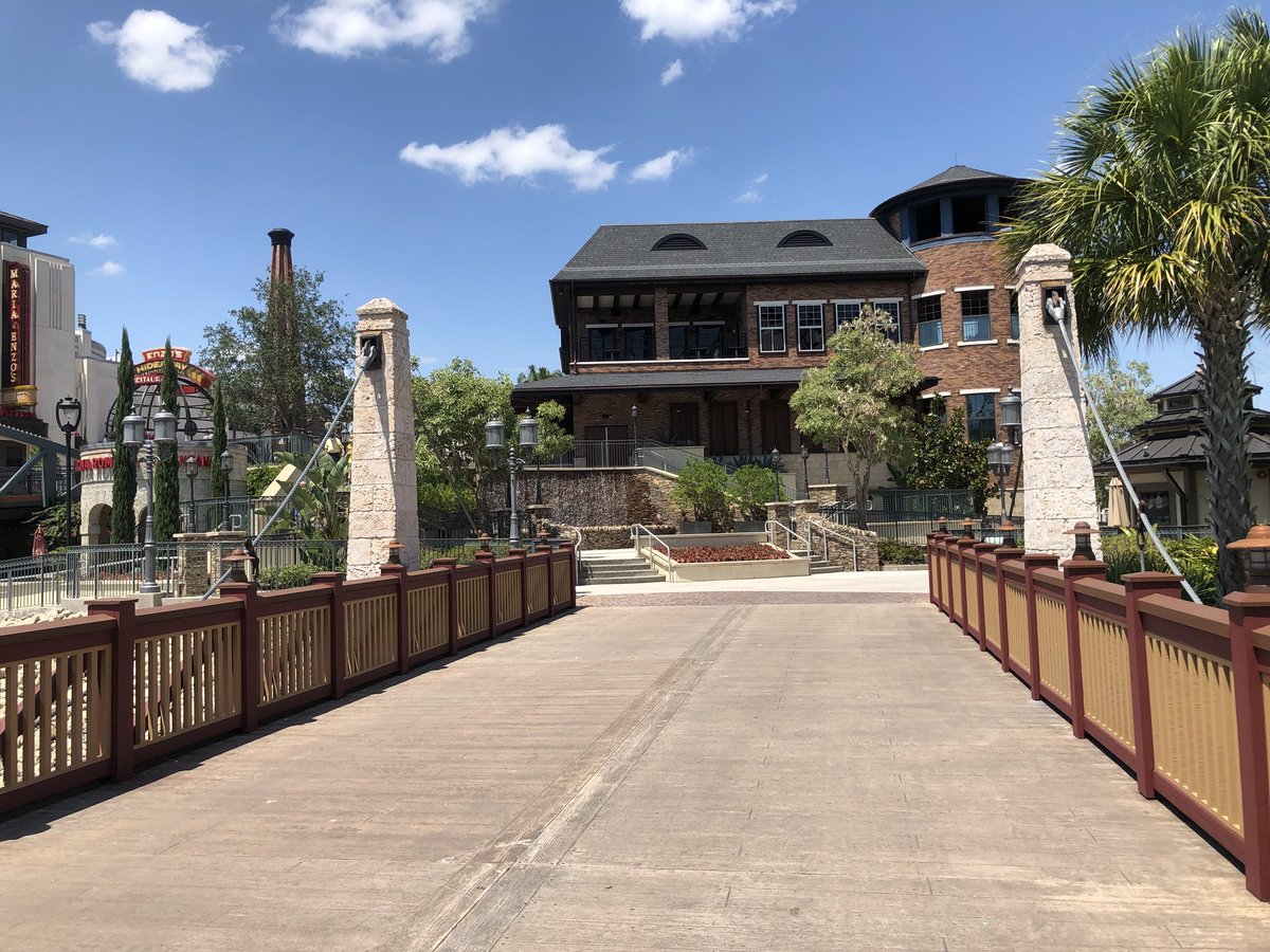 WDWIntel's tweet image. Light crowds at #DisneySprings @WaltDisneyWorld @DisneySprings #disneyworld #reopening