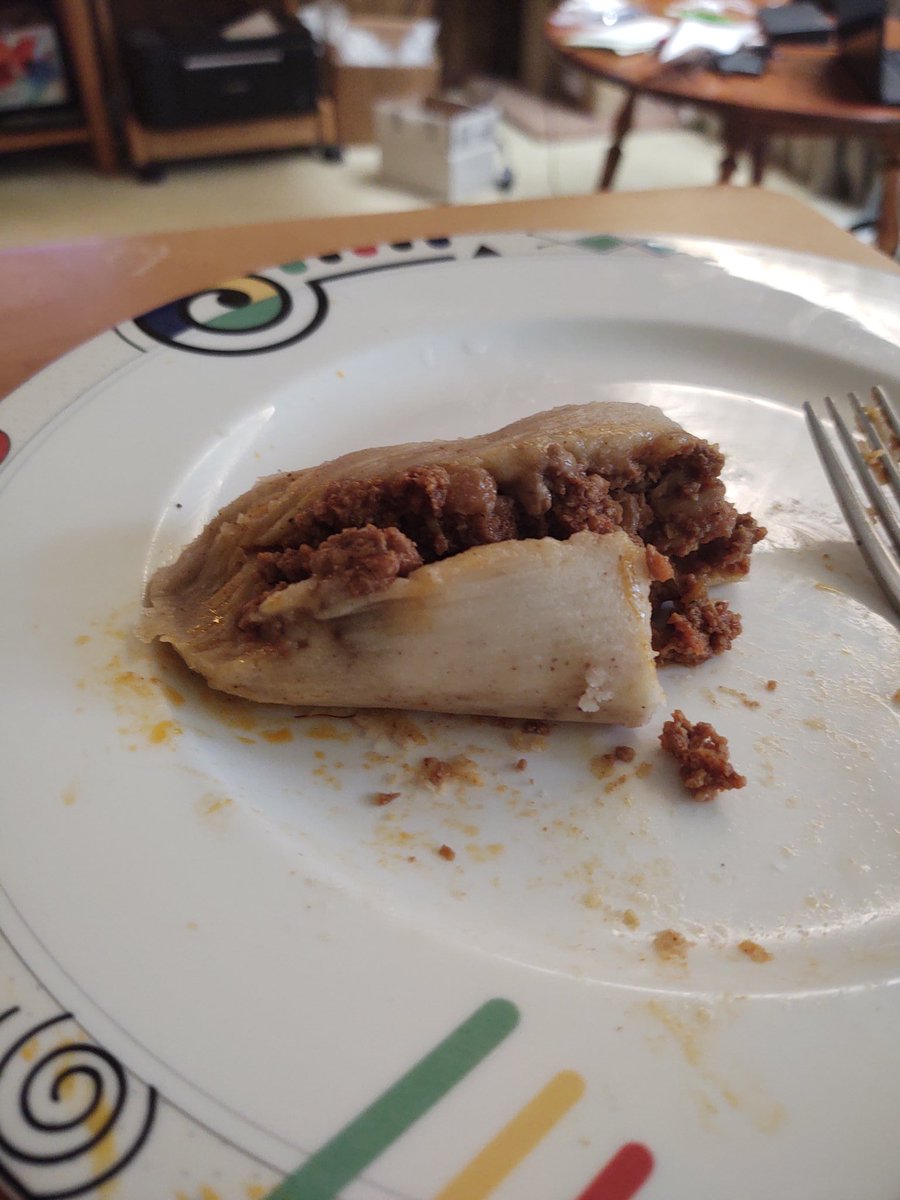 abraham_moller's tweet photo. New ground beef tamales (๐ฒ๐ฝ) with Lebanese (๐ฑ๐ง) spices and tomato paste! Next to come - shredded beef tamales. #tamales #tamalesmexicanos #tamaleseason #QuarantineCooking #quarantinecook https://t.co/FC5fNiwC3Z