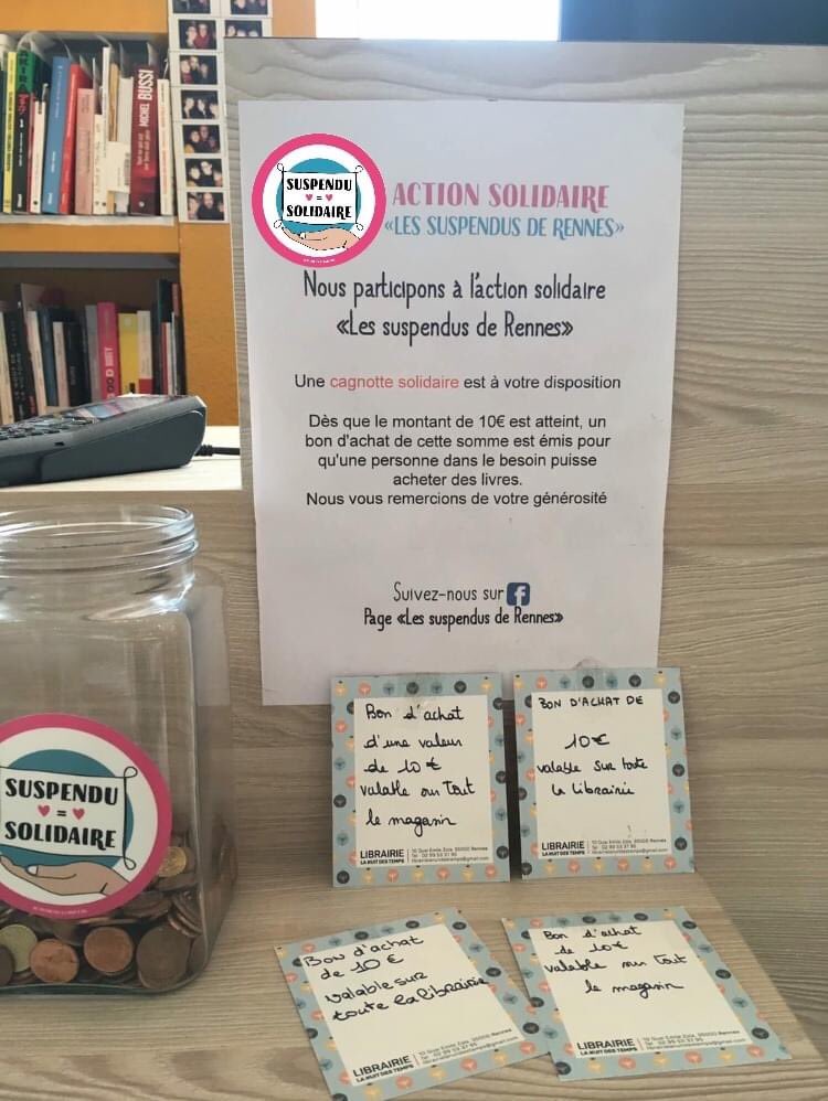 SuspendusRennes's tweet photo. Les Suspendus de Rennes ? (1/2)

1 mode de consommation que ns déployons avec notre asso @RennesMdc 

Cafés,livres,soupes,coupes de cheveux,spectacles..st offerts à des personnes sans domicile grâce à des commerçants solidaires et de généreux donateurs ⤵️
https://t.co/zzMFVe1eQk https://t.co/MrtQj0NyjN