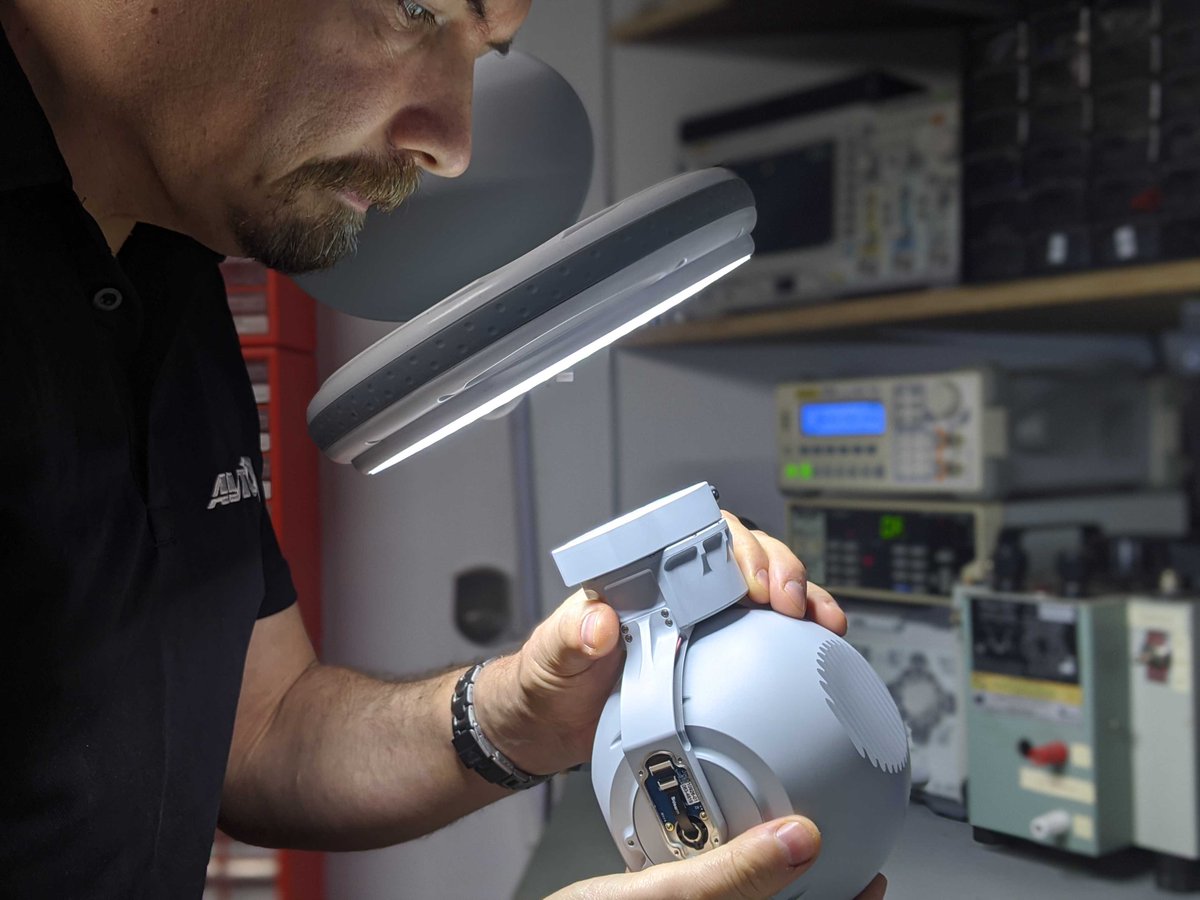 AVT_Australia's tweet photo. AVT Australia is looking for a talented Electronics Engineer to join our R&amp;D team in Melbourne. Find out more about the role: https://t.co/ShczRvd4dX #defence #technology #isr https://t.co/2vSYh8HELK