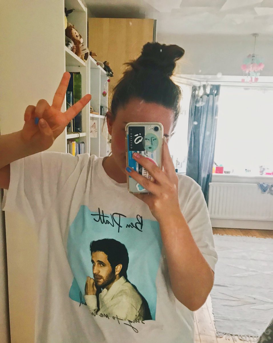 okeeffeElla's tweet photo. @BenSPLATT I’ve been wearing this T-shirt all week with excitement 😂❤️ https://t.co/Jatw2AxAWm