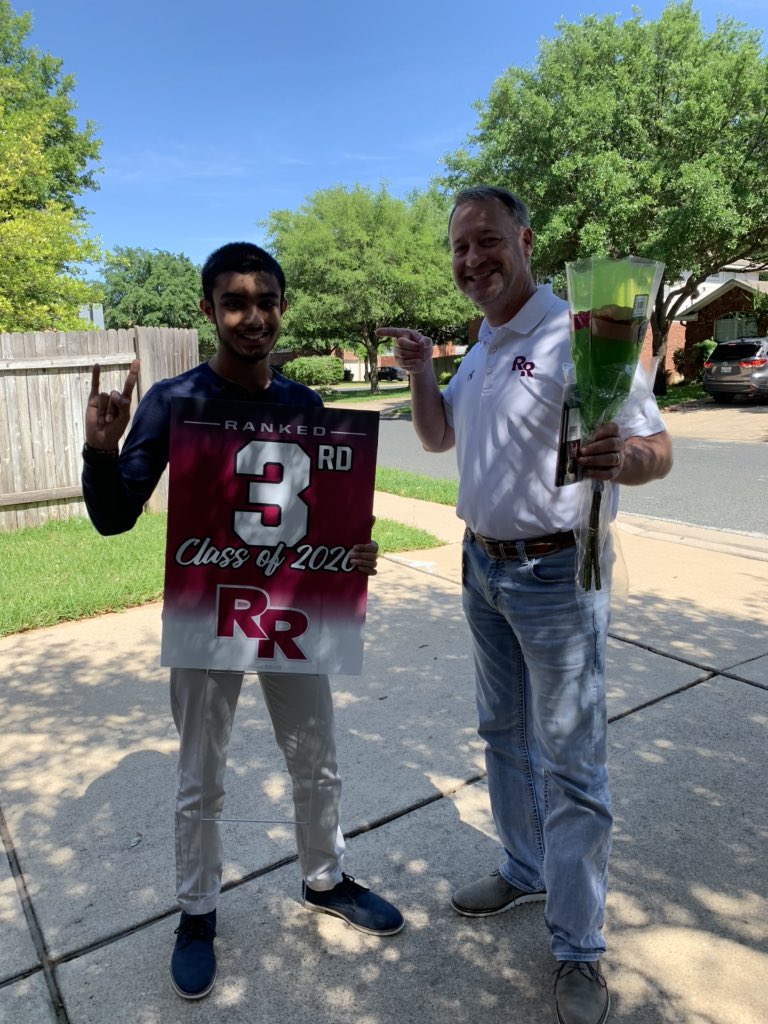JandaCastillo's tweet photo. THREE more days until our @DragonNationRR Commencement Walk! Very few people are as excited as @RRHS_Principal! We’re all working to make it a special day! Seniors, you are loved and appreciated! #seniors2020 #...alwaysadragon #wearegettingclose https://t.co/Q1HqGOqqJB