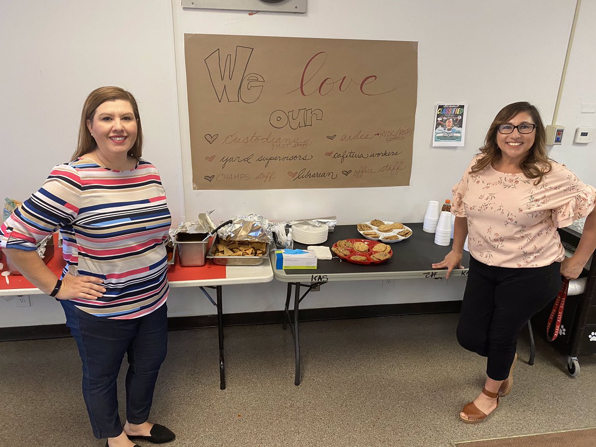 THANK YOU to all our Classified staff. 😁❤️🙏🏼<a href="/McFarland_USD/">McFarland Unified SD</a> <a href="/KernAve_Bobcats/">Kern Ave Elementary</a> <a href="/YeseniaEGalvez/">Yesenia Galvez</a>