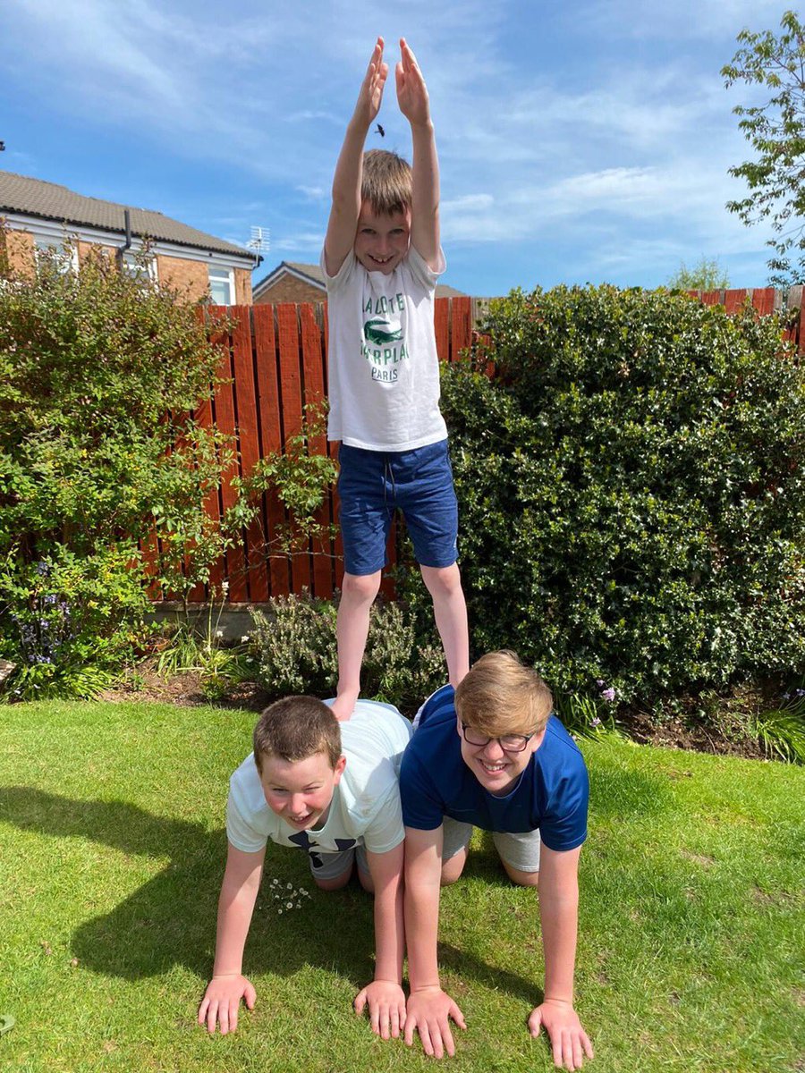WhitehirstPs's tweet photo. Family fun π Well done πππͺ #WHPPSPORTS #virtualsportsday @NAActiveSchools @ActiveSchoolsGM https://t.co/wXRC5yX1Dh