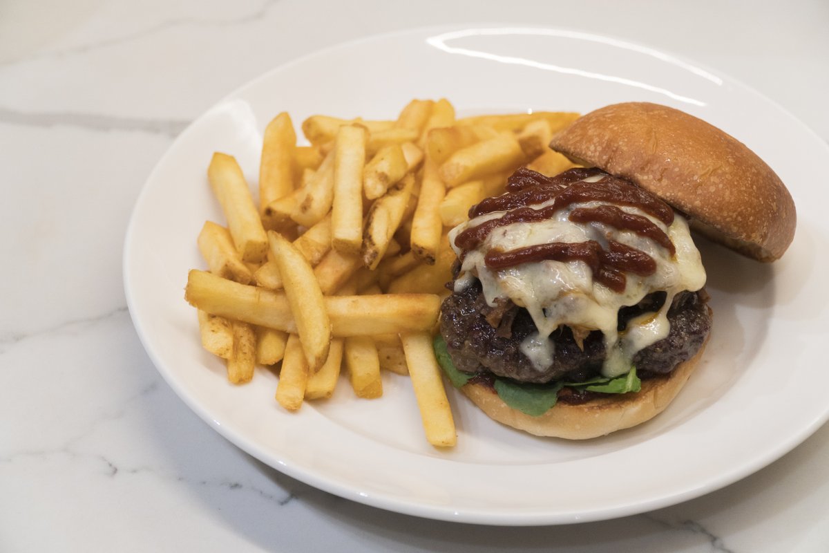 Northern Maverick tweet media