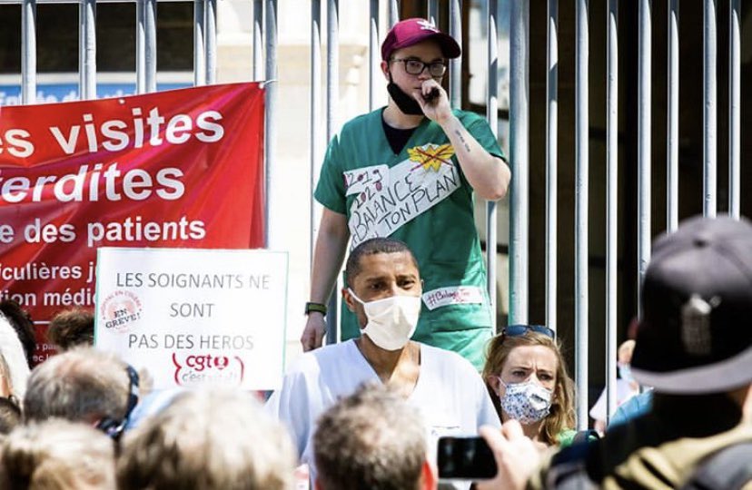 ItsAnnaOff's tweet photo. RETOUR AU COMBAT ✊🔥
( 📸 Amaury Cornu )  #Covid_19 #Tenon #InterUrgences #SoutienAuxSoignants https://t.co/hvNQI9f4zc