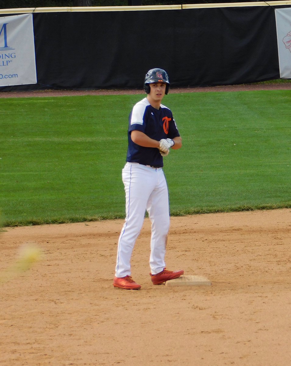 RedDragonBsbl's tweet photo. Todayโs addition for our 2020 recruiting class is OF Thomas Skoczek from Xavier HS. Thomas chose Oneonta bc of the ability to pursue a career in the medical field, play for a great program, all on a beautiful campus! #futurereddragons ๐ด๐โพ๏ธ https://t.co/igBcL0rf8F