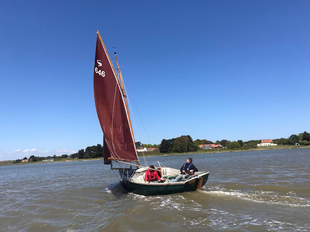 Our lovely gaff-rigged  #CornishShrimper being put through her paces on the Alde estuary between Iken and Aldeburgh. She is available to charter this season if that appeals. See ikensail.co.uk.