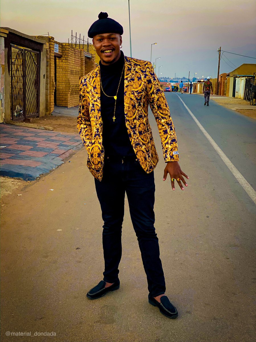 MaterialDonDada's tweet photo. Ntate Moruti oa bona https://t.co/5I3rz5zSJ9