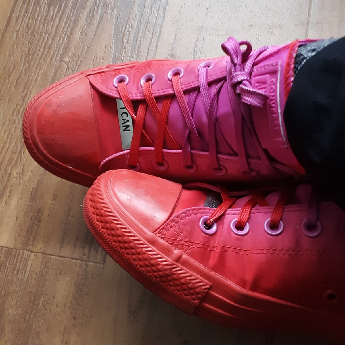 My red sneakers @oakley_red for #redsneakers #redsneakersforoakley #foodallergyawareness  #Awareness #nationalredsneakerday