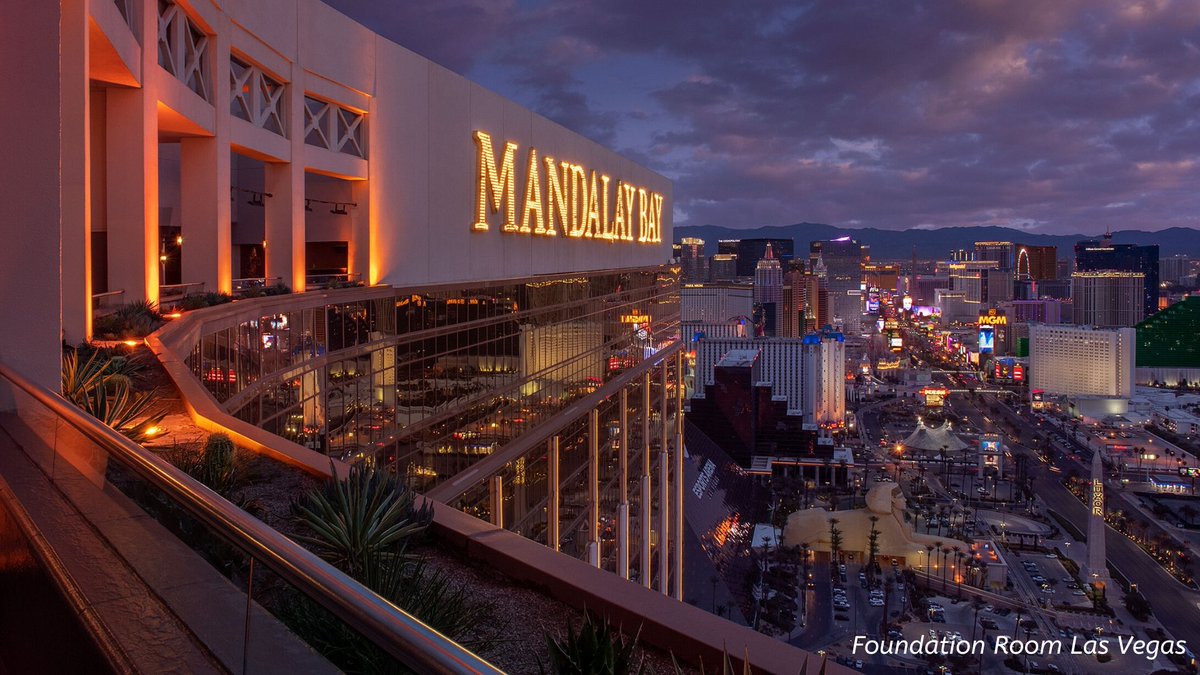 FRLasVegas's tweet photo. Hello #BestViewinVegas 😍 Our withdraws are too real! https://t.co/NaQlC8s3nW