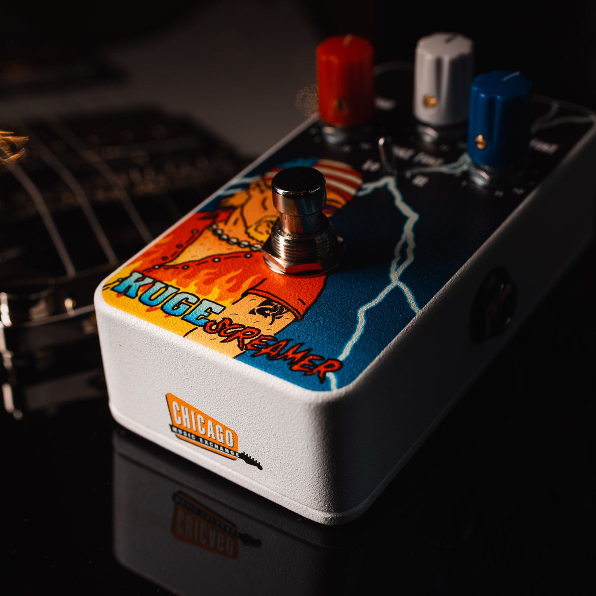 Have you heard about our first pedal, the Limited Edition CME Exclusive Kugescreamer? Take it from <a href="/rigsofdad/">Rigs Of Dad</a> "Congratulations... your life has just gotten tremendously better." bit.ly/36fYXnn
#chicagomusicexchange #effects #pedals #effectspedals #pedalsandeffects