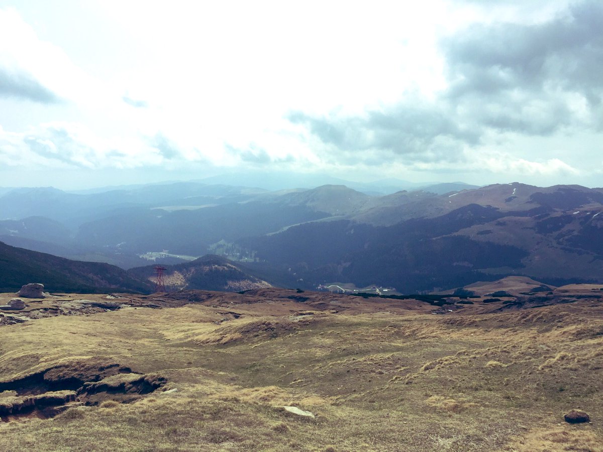 AdnaLavinia's tweet photo. #muntii_bucegi #romania 🌲🏔 Terapie prin natură! https://t.co/bWqXCiv234