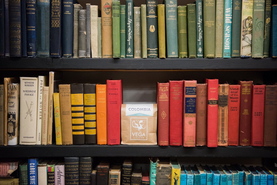 ⁣
⁣When movement is limited, we get creative with the ways to #travel: whether that’s through the tasting notes in our morning cup of #coffee or the worlds hidden in the pages of our favorite #books 📚☕️⁣
⁣.⁣
⁣#vegacoffee #homebarista #farmerroasted #adventure #home