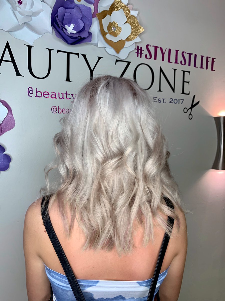 BeautyZoneBZ's tweet photo. ❄️The cold never bothered us anyway...❄️
Check out this icy blonde by Blake! 

❄️440-660-2945
#hairgoals #stylistlife #beautyzone #beautyzonebz #icyhair #blonde https://t.co/3BJig8ov2U