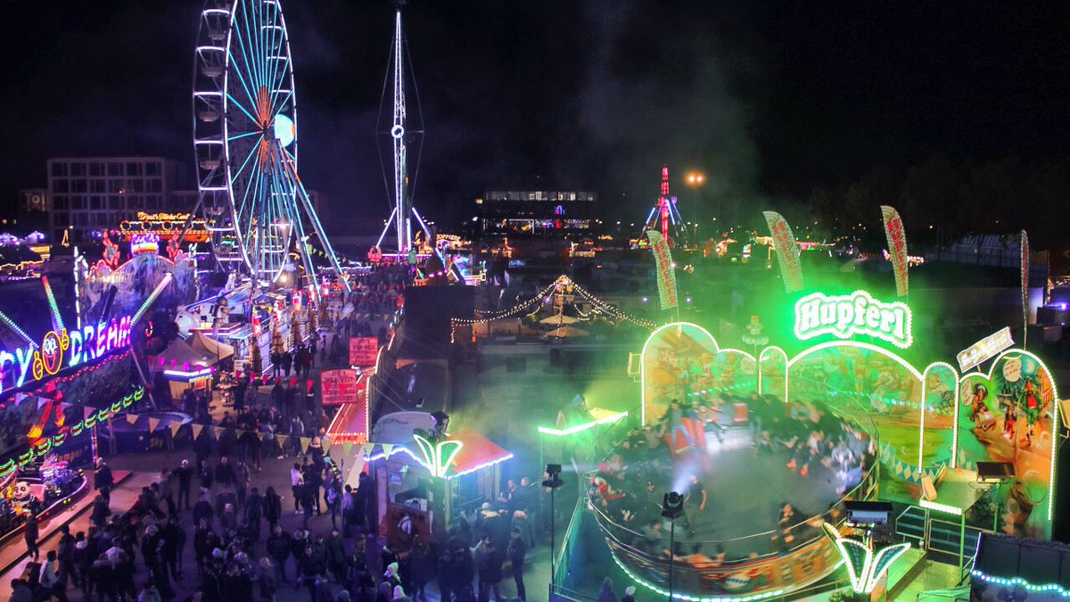 dieschausteller's tweet photo. #kirmes #schausteller #volksfest https://t.co/K3v0Xwobly