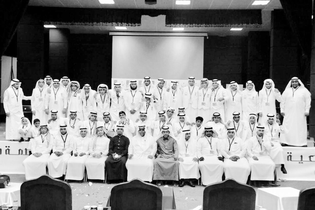 BShVC_'s tweet photo. " اشتقنا اليكم فما ضاعت مودتكم؛ وما ارتضيناكم لغير الود عنوانا
 يا من زرعتم في قلوبنا محبتكم؛ وصرتم في قرار العين سكانا "

#بصمة_شباب https://t.co/d3zQnLvHgb