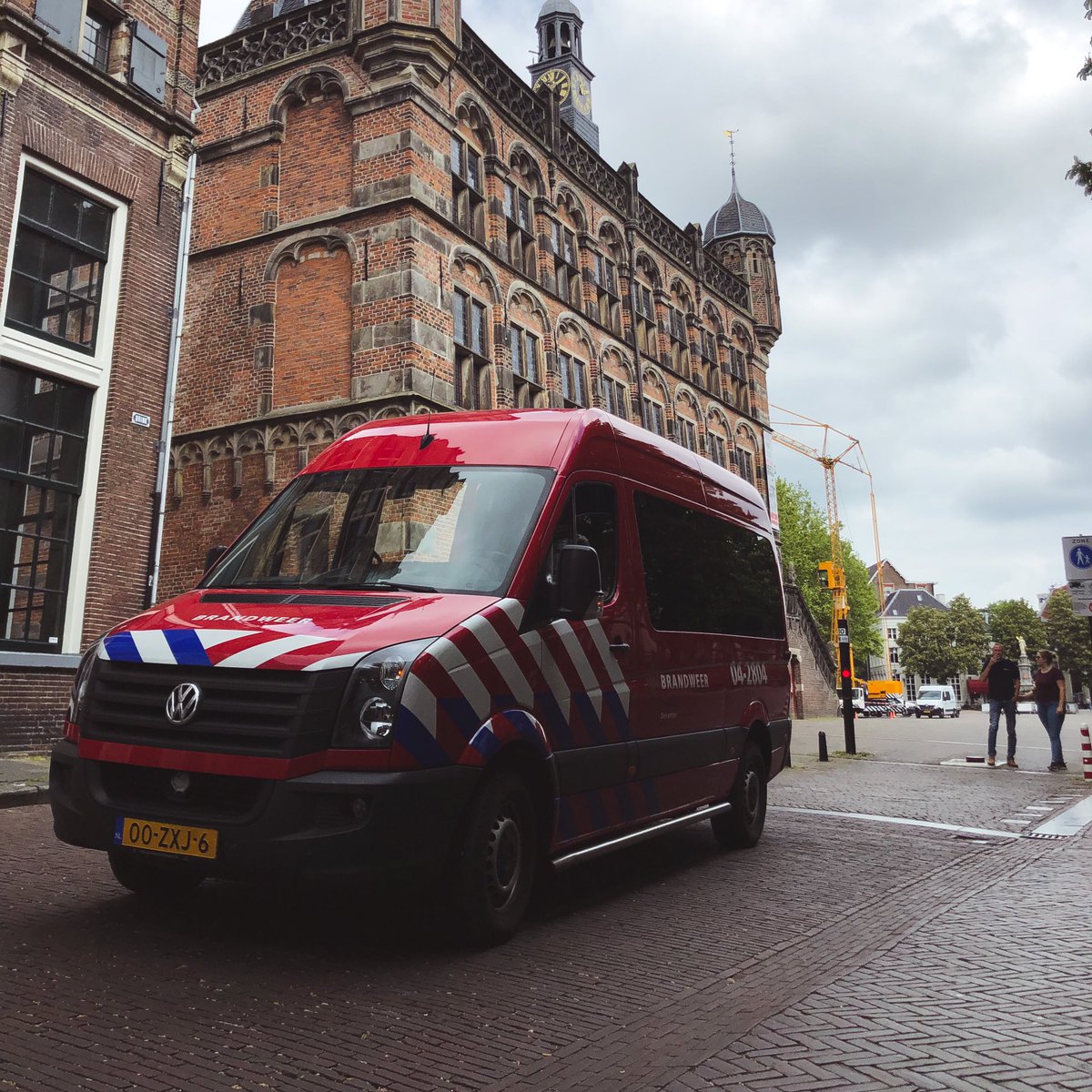 LIVEOPofficial's tweet photo. Successful test today of smart traffic lights support in our modern navigation system for #emergencyservices, #LIVENAV. The only #navigation system to prioritize traffic based on full routes. Special thanks to @VRIJsselland and @BeMobile_HQ #talkingtraffic https://t.co/Y7ybOQQ55l