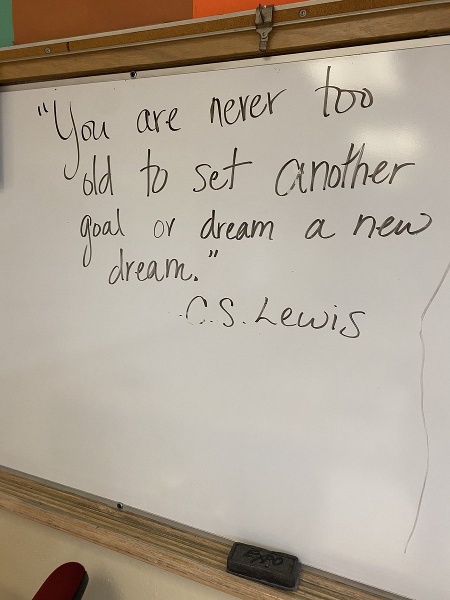 BrittSherer's tweet photo. I like this classroom more with students in it. Missing all my students faces so much today! #keepdreaminganewdream #wegotthis #stayingabovetheline #eventhoughitshard #missyou #teacher @SMNindians https://t.co/lfa4X58LLy