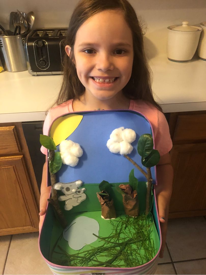 GradeWhe's tweet photo. Mrs. Adams' loves seeing her student's research projects on Australia! @HumbleISD_WHE #WHElearningfromhome https://t.co/AUqa1fyVyu